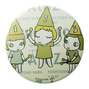 奈良美智 缶バッジ 3人の女の子 大 - Satellite Online Shop